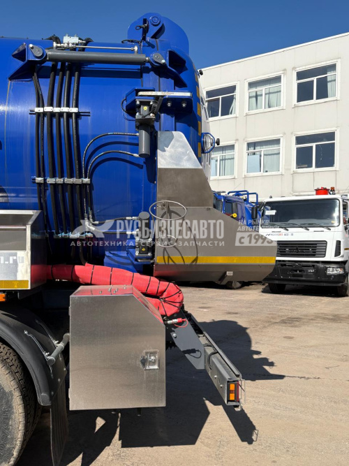 Купить ТКМ-630 (илосос МАЗ 6312С9-8575-012, 15м3+1,5м3 (ил/вода), насос 2600 м3/час, сист.гидроразмыва) в компании Русбизнесавто - изображение 24