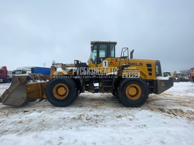 Купить Погрузчик фронтальный одноковшовый SDLG L975F (2019 г. 16 575 м/ч) в компании Русбизнесавто - изображение 7