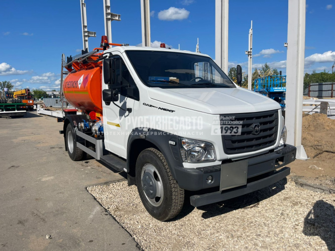 Купить АТЗ-5-ГАЗ-C41R13 (5,3 м3, 1 отс. УВТ, насос СШН-50/600П, мод.4389JY) в компании Русбизнесавто - изображение 1