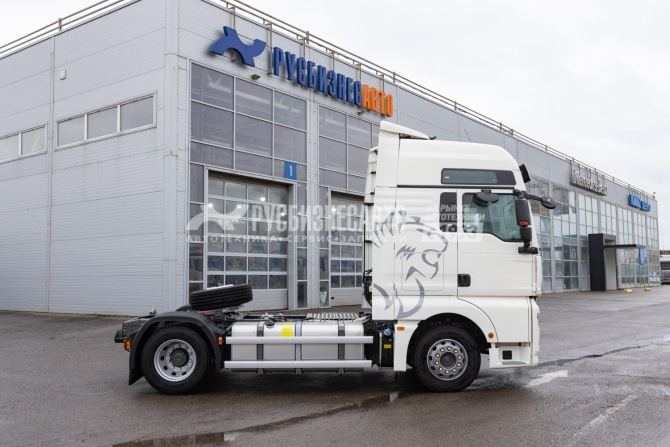 Купить Тягач SITRAK C7H MAX 4x2 ( ZZ4186V391HE ) / без АДР и КОМ / кабина C7H-H (XXL) в компании Русбизнесавто - изображение 2