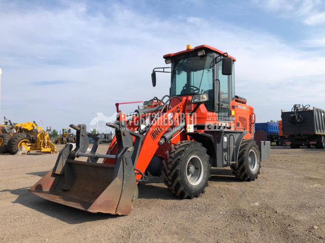 Купить Фронтальный погрузчик Bull SL150 б/у (2018 г.в., 260 м/ч) в компании Русбизнесавто - изображение 5