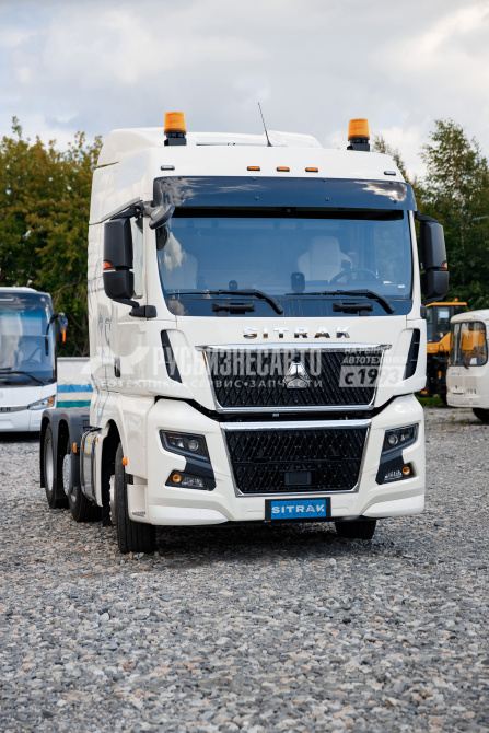 Купить Тягач SITRAK C7H MAX 6x2 ( ZZ4256V363HE1 ) / с АДР и КОМ / Pusher (средняя подъем.ось) в компании Русбизнесавто - изображение 0