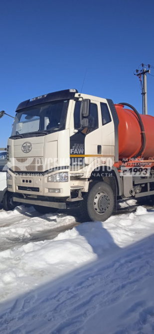 Купить МВ-10-FAW-3250 (6х6, шасси 3675) (вакуумная машина, 10 м3, насос КО-510, СПЕКТР) в компании Русбизнесавто - изображение 1