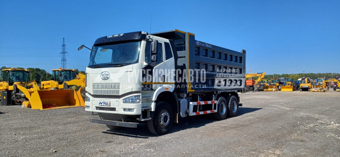 Купить Самосвал FAW J6 (6x4) б/у (2023 г.в. 22 514 км.)(9809)(новая резина) в компании Русбизнесавто - изображение 0