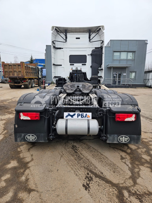 Купить Седельный тягач FAW J7 6x4, б/у (2023 г., 54 746 км.)(5564)новая резина зад. ось в компании Русбизнесавто - изображение 4