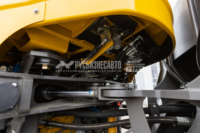 Купить Погрузчик фронтальный LGCE L968F (ковш 5,0 м для легких материалов) в компании Русбизнесавто - изображение 3