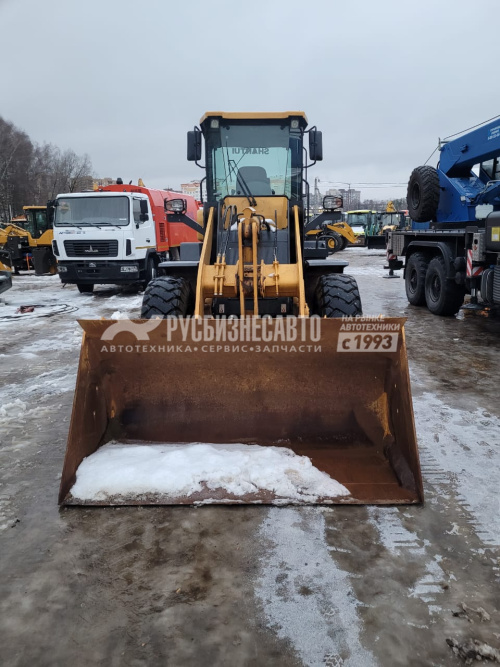 Купить Погрузчик фронтальный Shantui L39-B3 б/у (2021г.в., 850 м.ч.) в компании Русбизнесавто - изображение 1