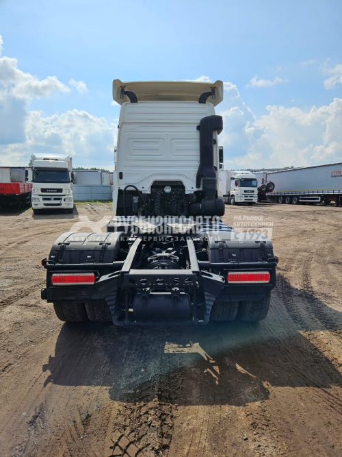 Купить КАМАЗ 5490 (M1840), МКПП седельный тягач б/у (2021 г., 445 000 км.)(3775) - новая резина зад. ось. в компании Русбизнесавто - изображение 5