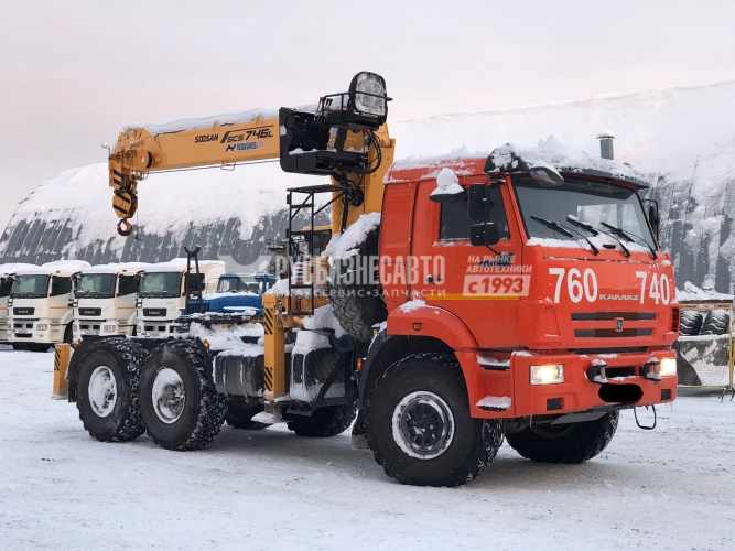Купить Седельный тягач КАМАЗ 43118 с КМУ Soosan SCS 746L б/у (2020 г, 6 600 км., 111 м.ч.) в компании Русбизнесавто - изображение 4
