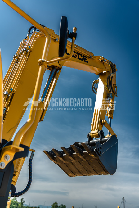 Купить Экскаватор колесный LGCE E765F (Двухпоточная гидролиния (X3)) в компании Русбизнесавто - изображение 6