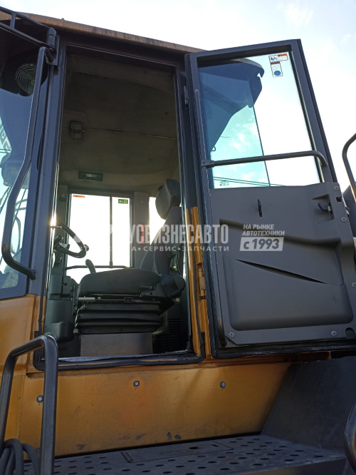 Купить Погрузчик фронтальный одноковшовый SDLG L956FH б/у (2021г., 4 625 м.ч.) в компании Русбизнесавто - изображение 2