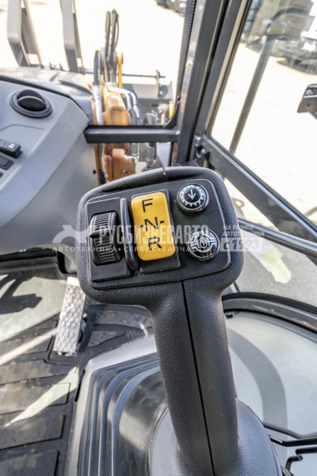 Купить Экскаватор-погрузчик CASE 580SV Comfort (Tier 5 с отключенной SCR, Турция) в компании Русбизнесавто - изображение 10