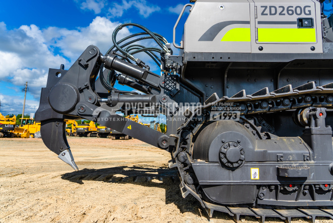 Купить Бульдозер гусеничный ZOOMLION ZD260G (кондиционер, гусеница 560мм, однозубый рыхлитель) в компании Русбизнесавто - изображение 3