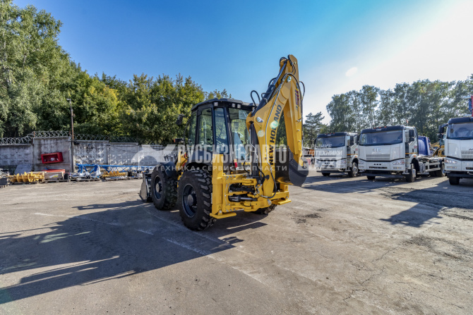 Купить Экскаватор-погрузчик New Holland B115C Performance (рычаги сзади, Италия) в компании Русбизнесавто - изображение 2
