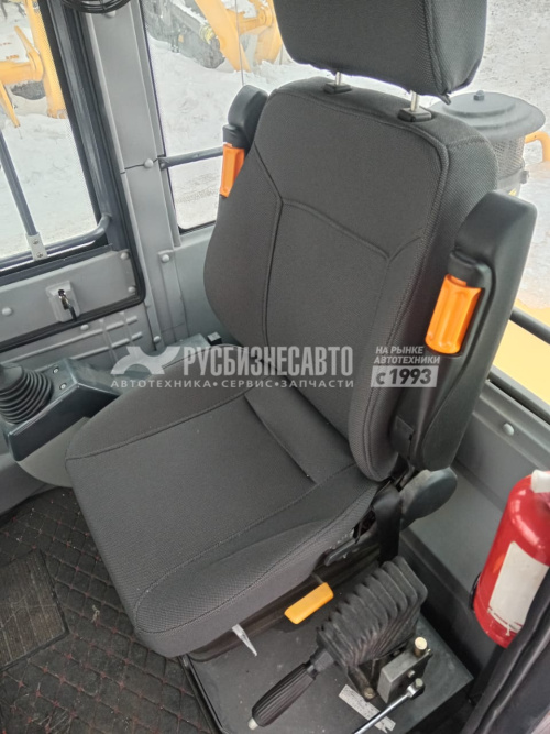 Купить Погрузчик фронтальный одноковшовый BULL SL300 б/у (2022 г., 135 м/ч) в компании Русбизнесавто - изображение 12