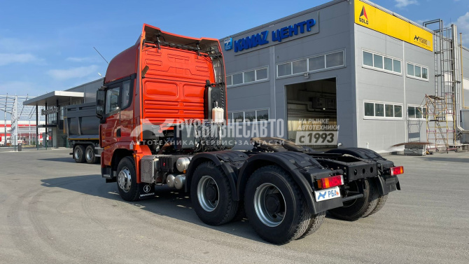 Купить SHACMAN SX42584V324 седельный тягач (2022г., 65 517км) (5632) в компании Русбизнесавто - изображение 5
