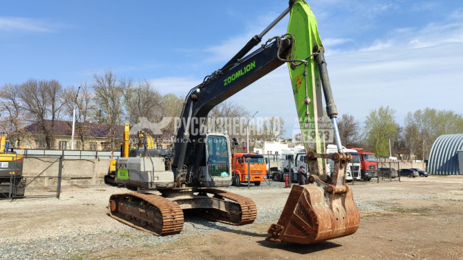 Купить Экскаватор гусеничный ZOOMLION ZE245E б/у (2022 г.в., 4 134 м.ч.)(5015) в компании Русбизнесавто - изображение 0