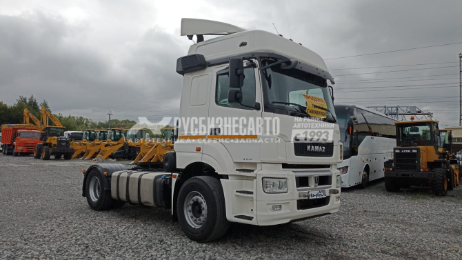 Купить КАМАЗ 5490-S5 МКПП седельный тягач б/у (2020 г., 276 422 км.) в компании Русбизнесавто - изображение 12