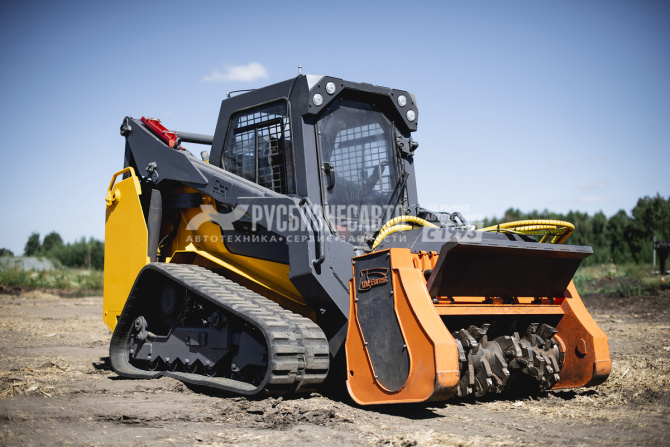 Купить Погрузчик гусеничный ДСТ-Урал ПГ20     в компании Русбизнесавто - изображение 0