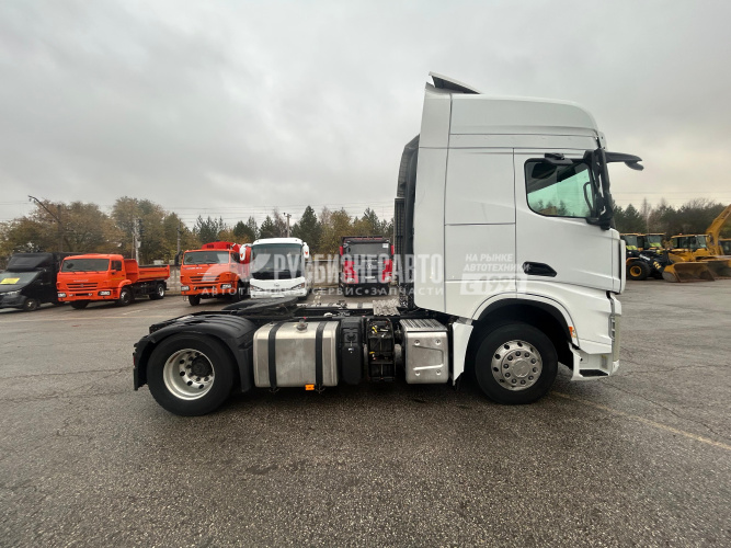 Купить Седельный тягач SHACMAN SX4188YY381 4х2,  б/у (2023 г., 171 011 км.)(2426)-Сбер комиссия в компании Русбизнесавто - изображение 4