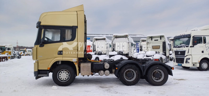 Купить Cедельный тягач SHACMAN SX42584V324 6х4 б/у (2022г., 113 500 км)(1956) в компании Русбизнесавто - изображение 3