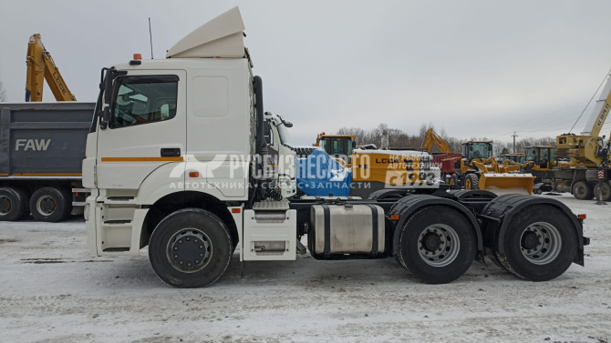 Купить Седельный тягач КАМАЗ 65206-T5 (Т2640) б/у (2021 г., 230 904 км) в компании Русбизнесавто - изображение 1