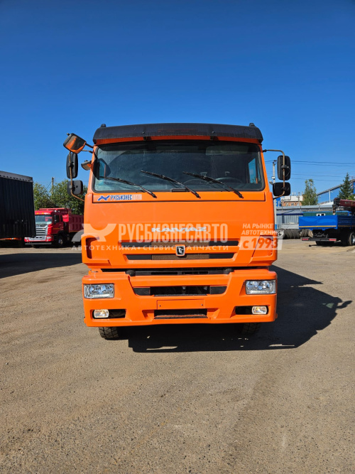 Купить КАМАЗ 6520-53 самосвал б/у (2022 г., 26 205 км.)(7068) - новая резина в компании Русбизнесавто - изображение 1