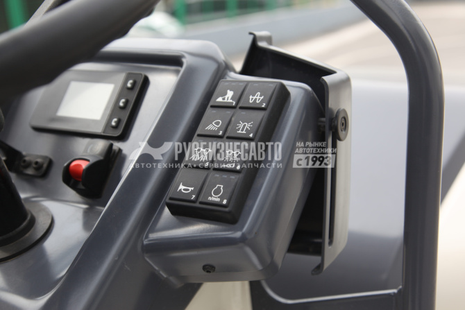 Купить Каток двухвальцовый BULL KD50 (Dynapac CC1400 VI) в компании Русбизнесавто - изображение 2