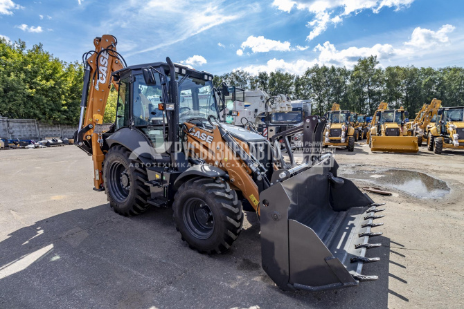 Купить Экскаватор-погрузчик CASE 580SV Comfort (Tier 5 с отключенной SCR, Турция) в компании Русбизнесавто - изображение 4