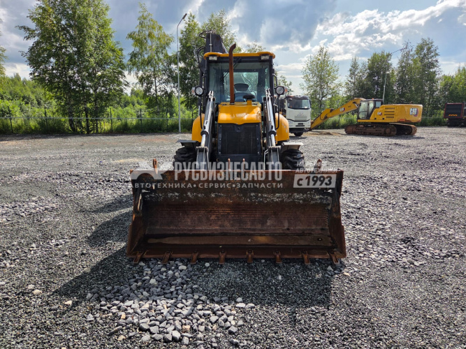 Купить Экскаватор-погрузчик CUKUROVA 884 б/у (2022 г.в., 1 763 м/ч)(0258) в компании Русбизнесавто - изображение 1