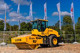 Каток грунтовый LGCE RS7120H (полный привод)
