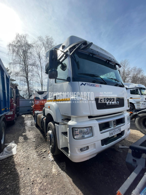 Купить КАМАЗ 5490-DC (МКПП) седельный тягач б/у (2018 г., 152 491 км.) новая резина задняя ось в компании Русбизнесавто - изображение 0