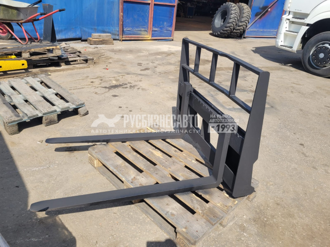 Купить Мини-погрузчик New Holland L323 б/у (2021 г.в. 1 468 м/ч)(Вилы+ковш+щётка) в компании Русбизнесавто - изображение 15