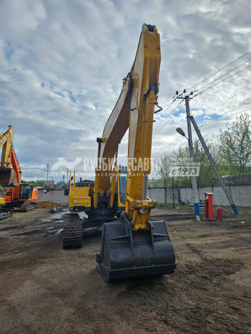 Купить Экскаватор гусеничный LGCE E6255F (2023г. 1 996 м/ч) (0155) в компании Русбизнесавто - изображение 1