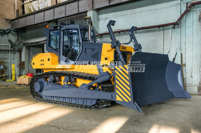 Купить Бульдозер ДСТ-Урал D14 в компании Русбизнесавто - изображение 0