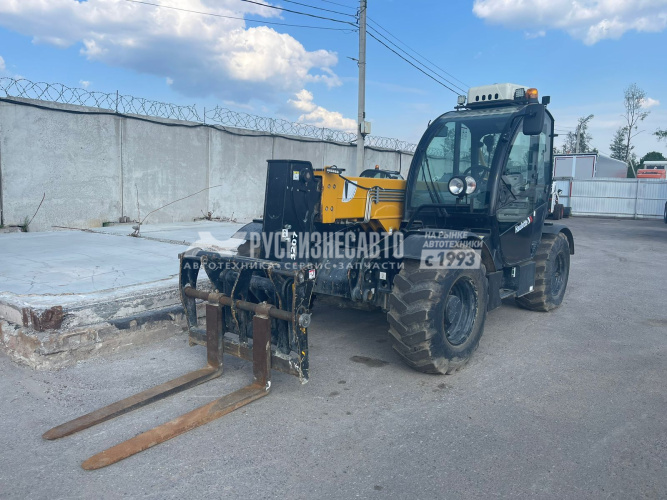 Купить Погрузчик телескопический HAULOTTE HTL 3207 (2021 г. 1 645,9 м/ч) в компании Русбизнесавто - изображение 0