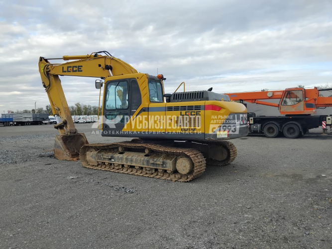Купить Экскаватор гусеничный LGCE  E6215FLC б/у (2023 г.в.,2 412м/ч) (0099) в компании Русбизнесавто - изображение 3
