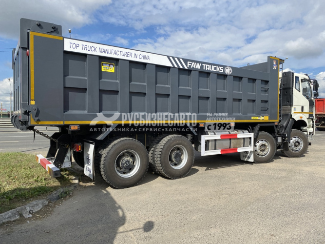 Купить FAW Самосвал 3310 (8х4) c П-образным кузовом Tianma 26м3 в компании Русбизнесавто - изображение 1