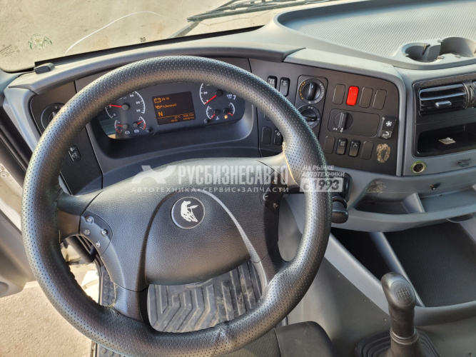 Купить КАМАЗ 5490-S5 МКПП седельный тягач б/у (2019 г., 334 219 км.) в компании Русбизнесавто - изображение 16