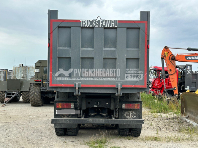 Купить Самосвал FAW J6 (6x6) б/у (2022 г.в., 9 020 км) в компании Русбизнесавто - изображение 4
