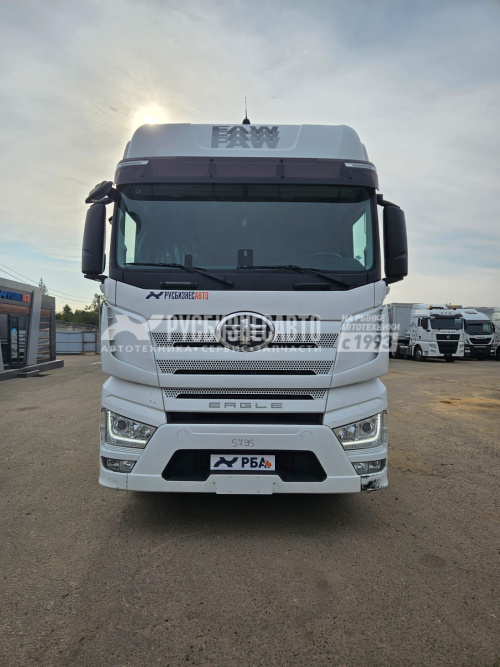 Купить Седельный тягач FAW J7 6x4, б/у (2023 г., 88 134 км.)(5795) в компании Русбизнесавто - изображение 1